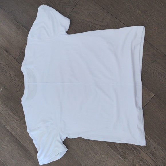 Judith March Big Apple White Tee - Picture 7 of 7